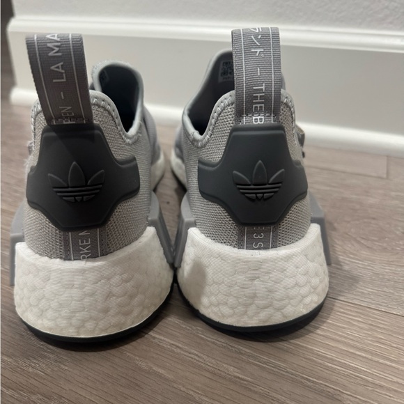 Adidas Women's NMD R1 Slip On Shoes, Grey, Size 9.5 - Picture 3 of 6